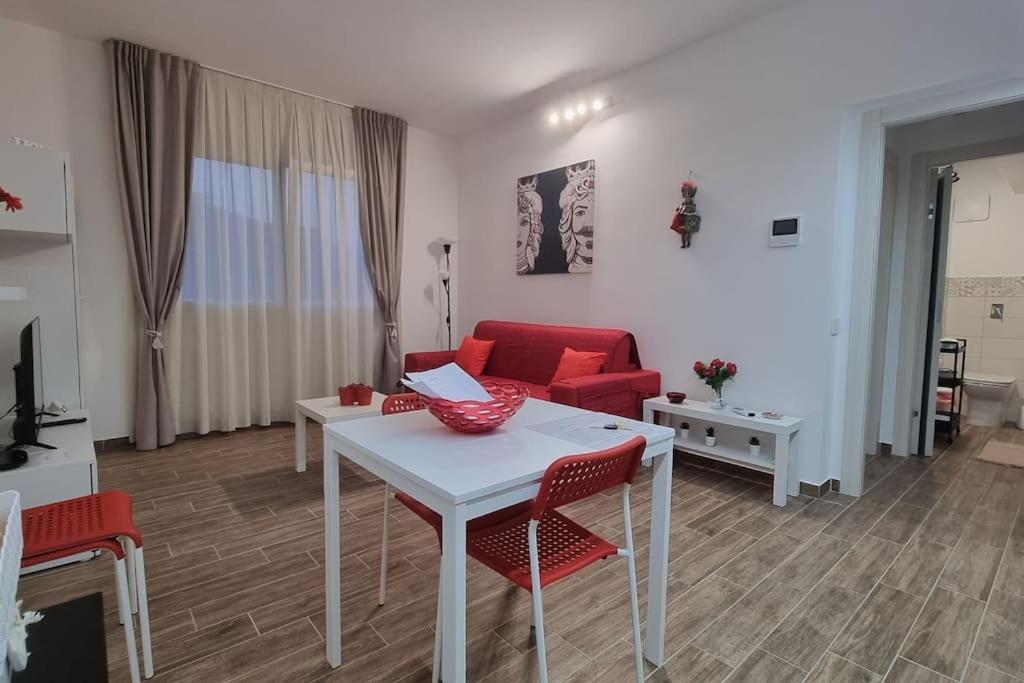 Simply The Best - Apartment And Parking Space By Balsamotto Palermo Eksteriør billede