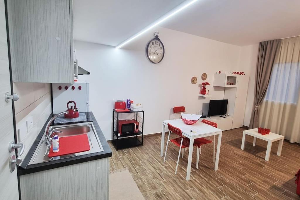 Simply The Best - Apartment And Parking Space By Balsamotto Palermo Eksteriør billede
